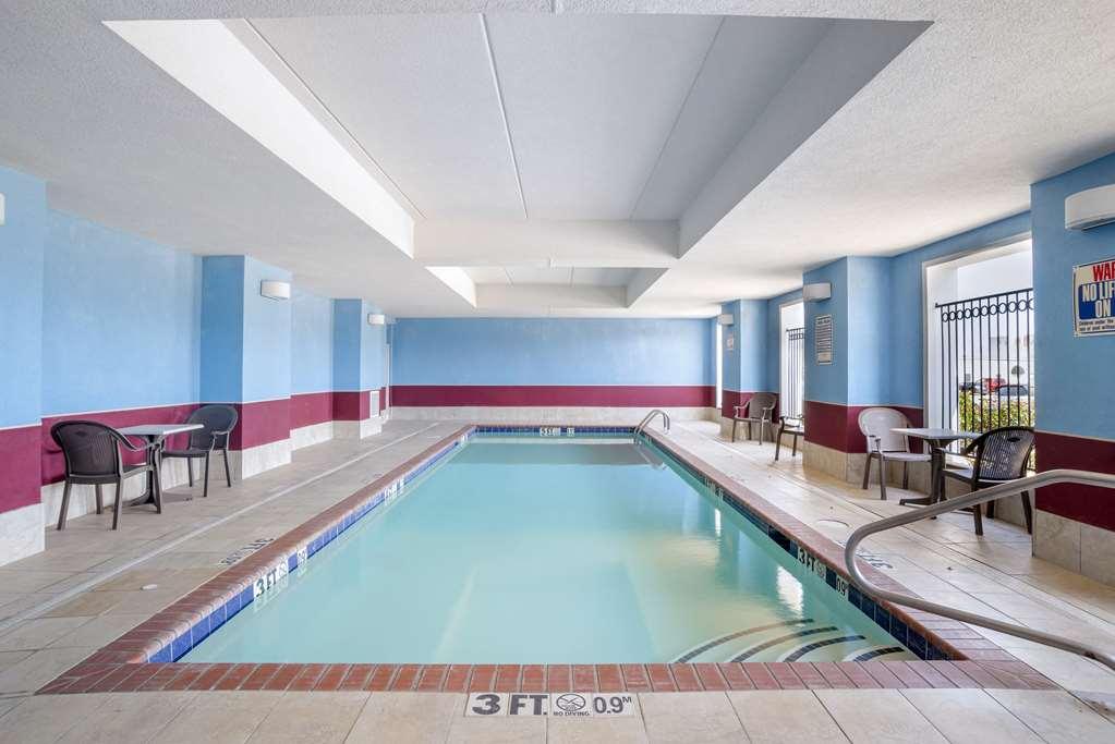 Best Western Plus Flowood Inn & Suites Удобства фото