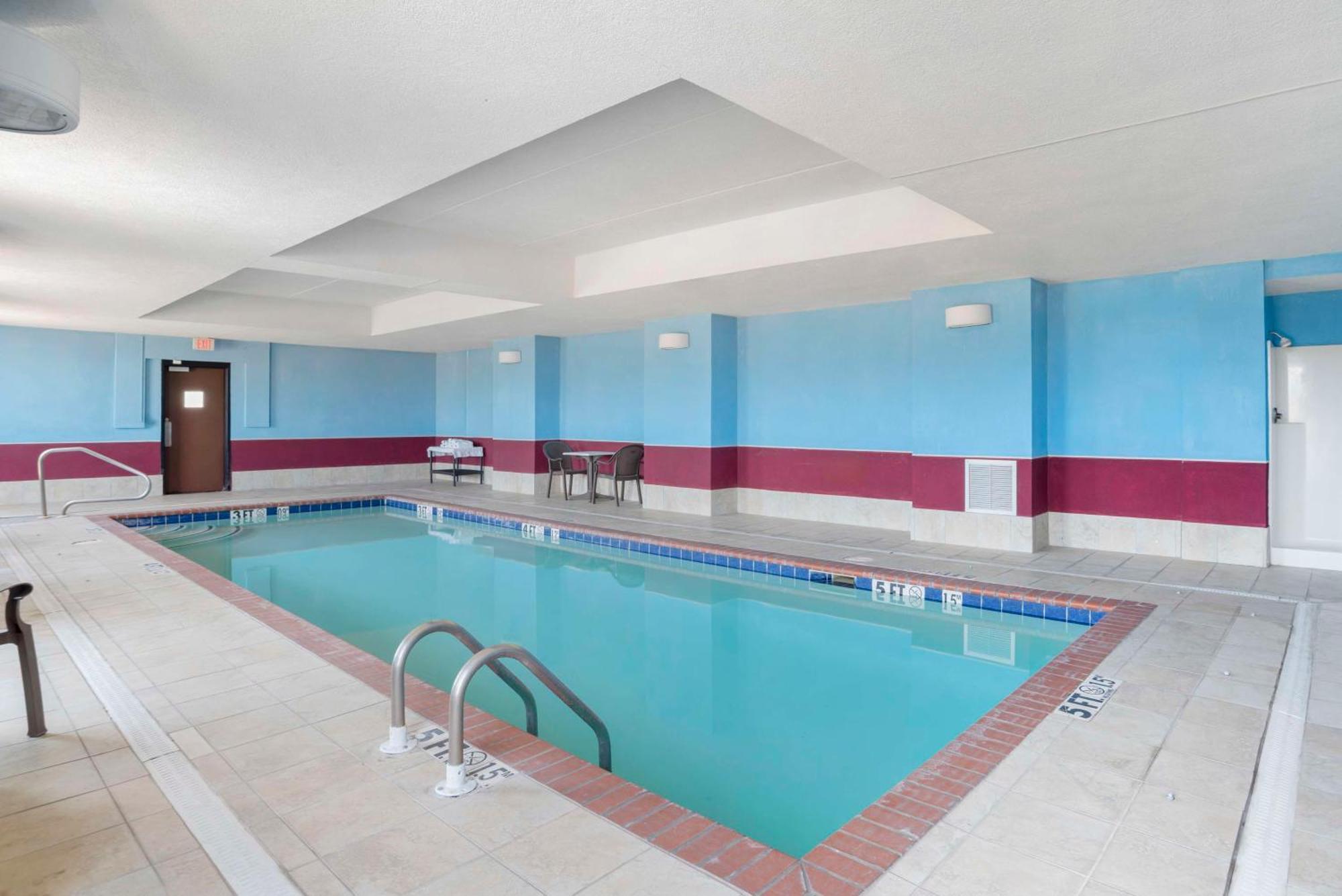 Best Western Plus Flowood Inn & Suites Экстерьер фото