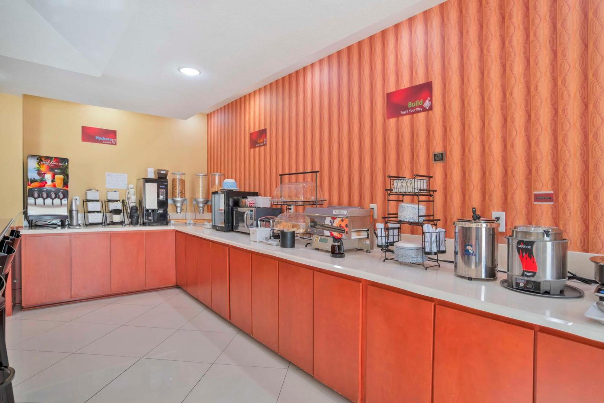 Best Western Plus Flowood Inn & Suites Экстерьер фото