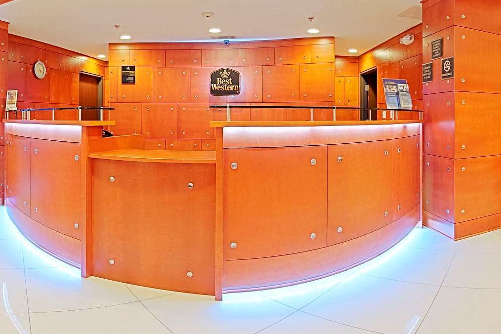 Best Western Plus Flowood Inn & Suites Интерьер фото